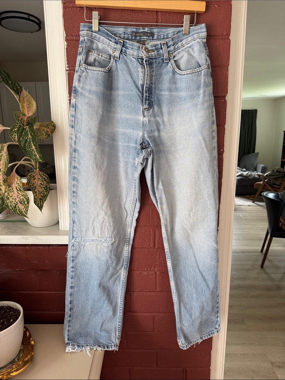 Liz Claiborne Vintage Classic High Rise Light Blue Straight Leg Jeans Size 10S
